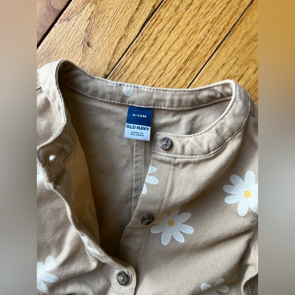 Old Navy utility jumpsuit - Picture 3 of 7